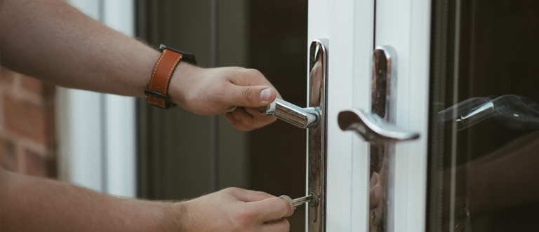 24 hour key locksmith Lawndale